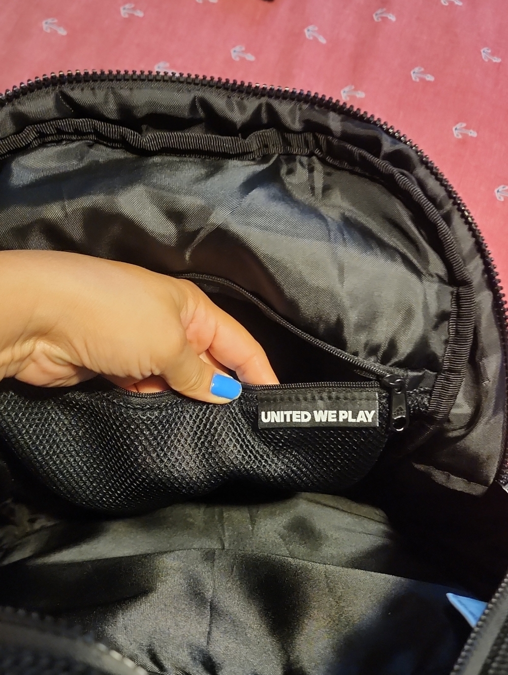 Adida Back Pack Used - Picture 8 of 11